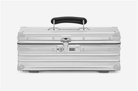 rimowa champagne